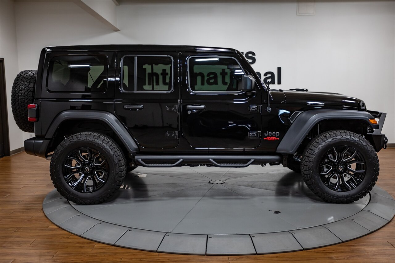 2023 Jeep Wrangler Unlimited Sport   - Photo 7 - Springfield, MO 65802