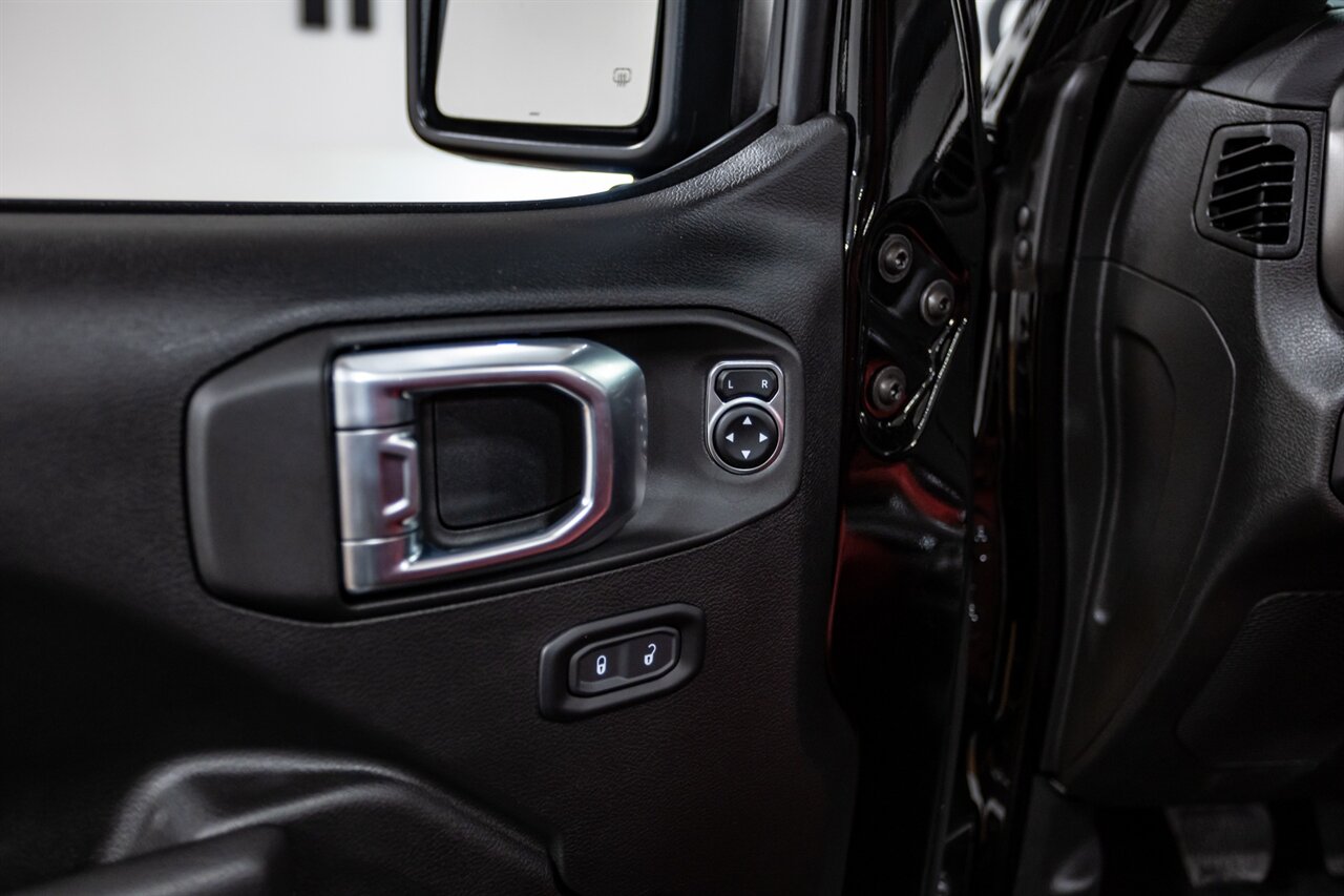 2023 Jeep Wrangler Unlimited Sport   - Photo 45 - Springfield, MO 65802