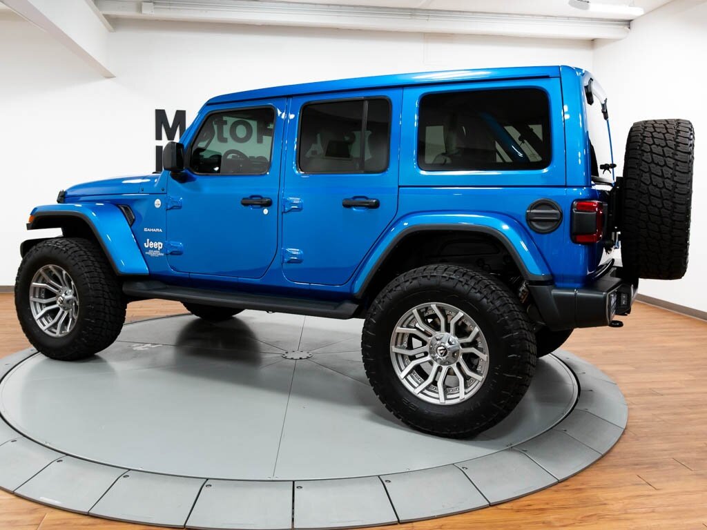 2021 Jeep Wrangler Unlimited Sahara  Ozark Mountain Edition - Photo 4 - Springfield, MO 65802