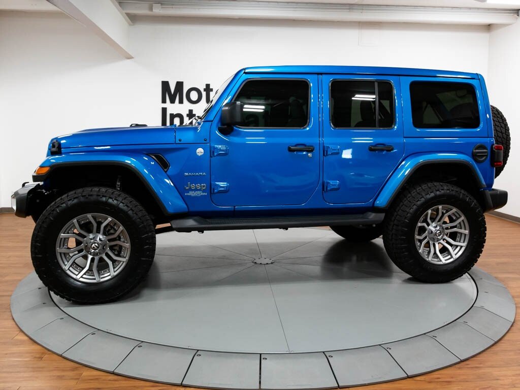 2021 Jeep Wrangler Unlimited Sahara  Ozark Mountain Edition - Photo 3 - Springfield, MO 65802