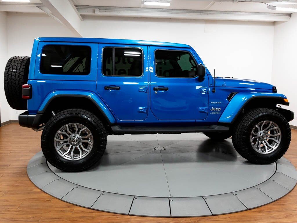 2021 Jeep Wrangler Unlimited Sahara  Ozark Mountain Edition - Photo 8 - Springfield, MO 65802