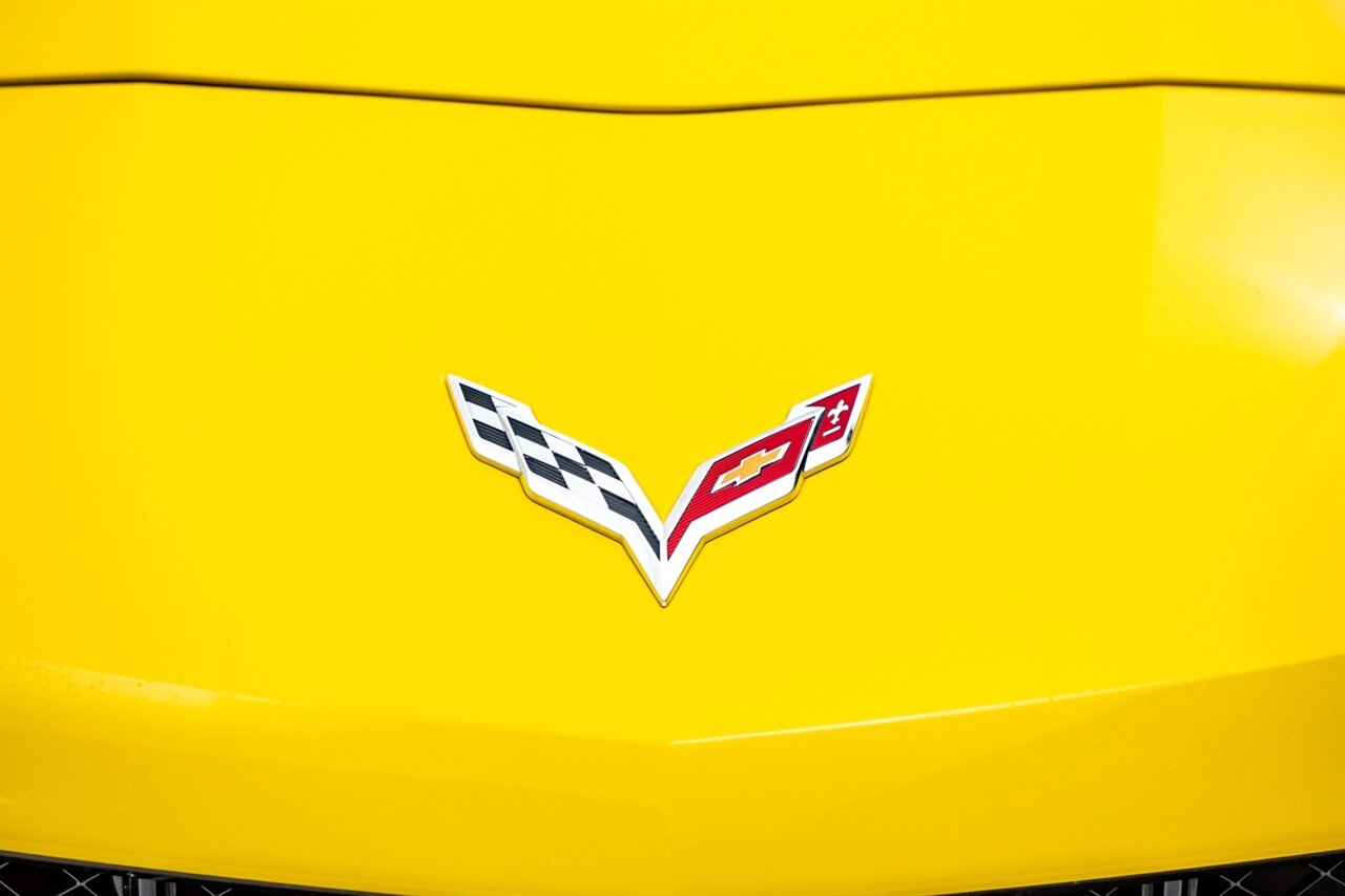 2014 Chevrolet Corvette Stingray Z51   - Photo 10 - Springfield, MO 65802