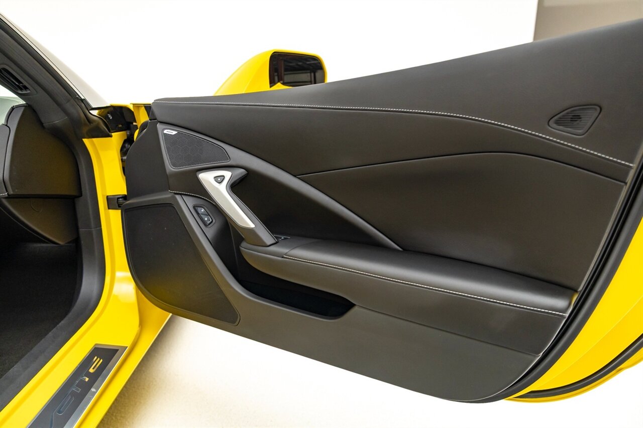 2014 Chevrolet Corvette Stingray Z51   - Photo 32 - Springfield, MO 65802