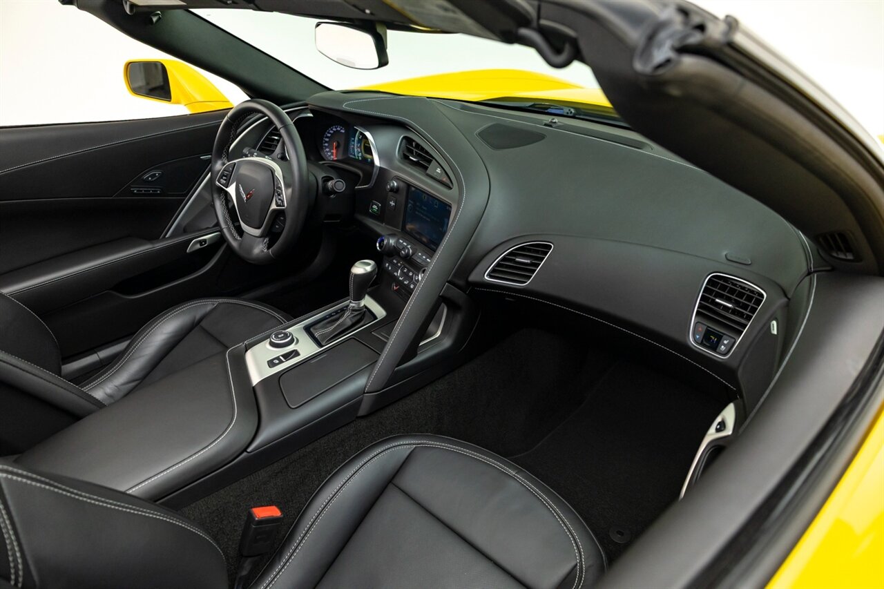 2014 Chevrolet Corvette Stingray Z51   - Photo 30 - Springfield, MO 65802