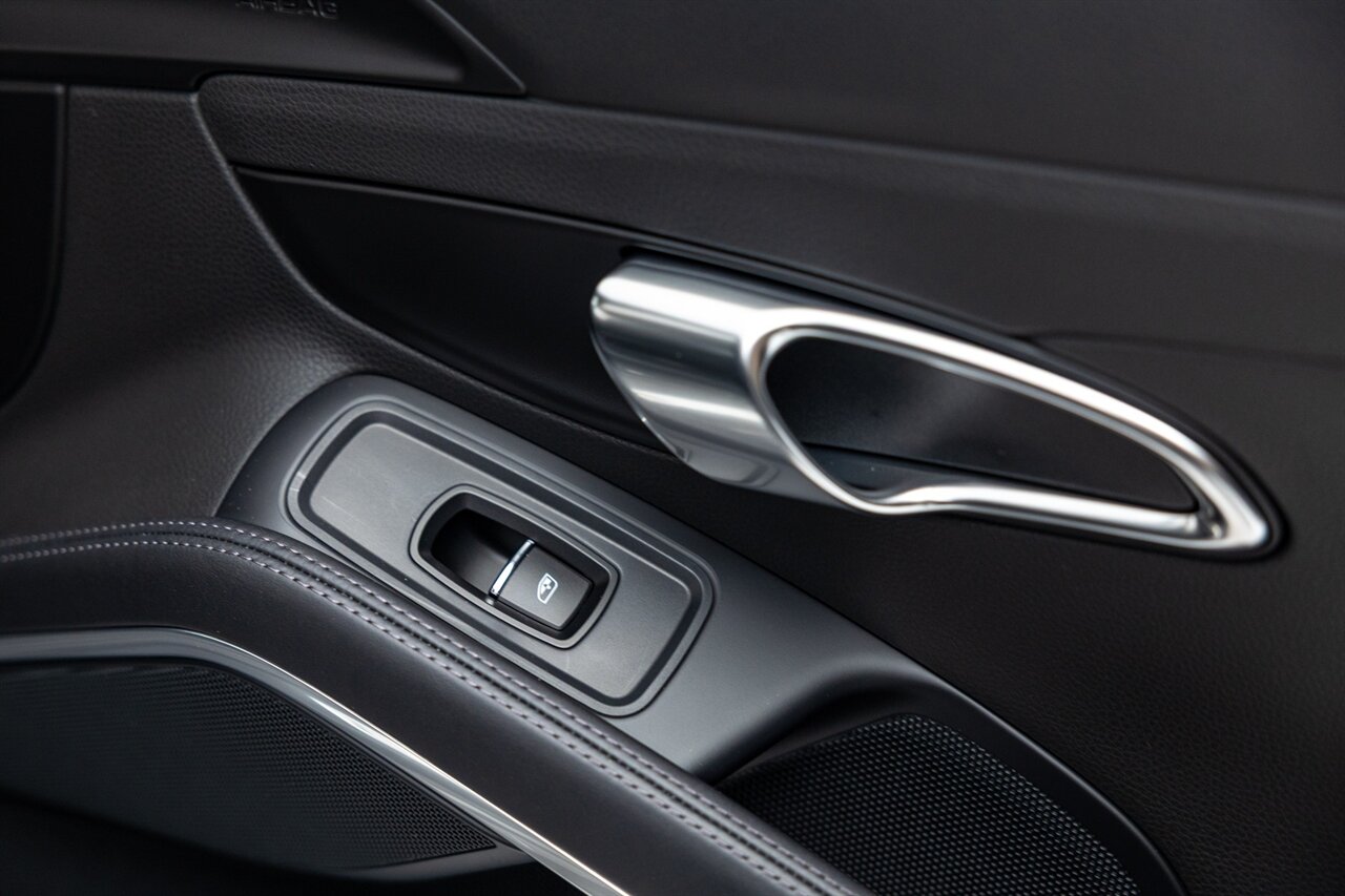 2016 Porsche 911 Carrera 4S   - Photo 29 - Springfield, MO 65802