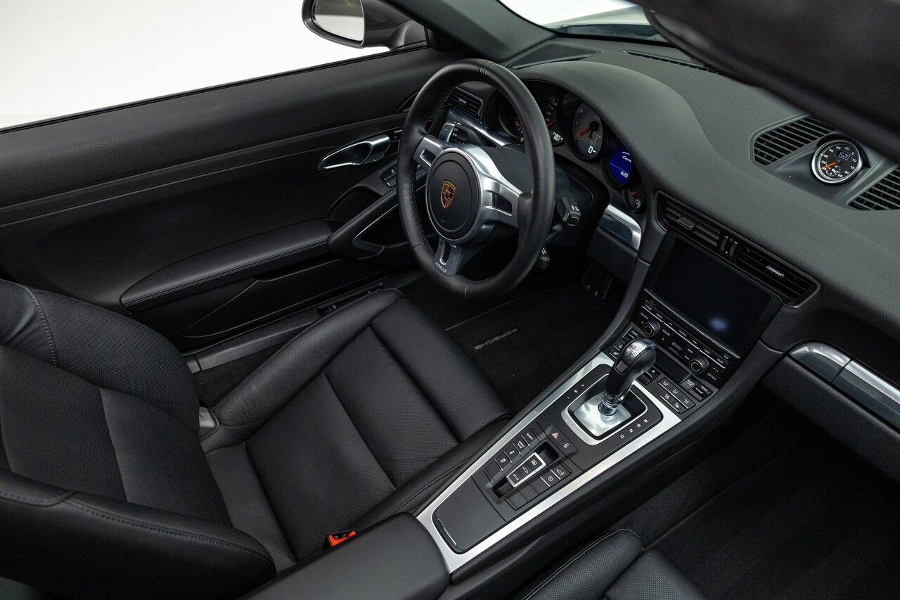 2016 Porsche 911 Carrera 4S   - Photo 32 - Springfield, MO 65802