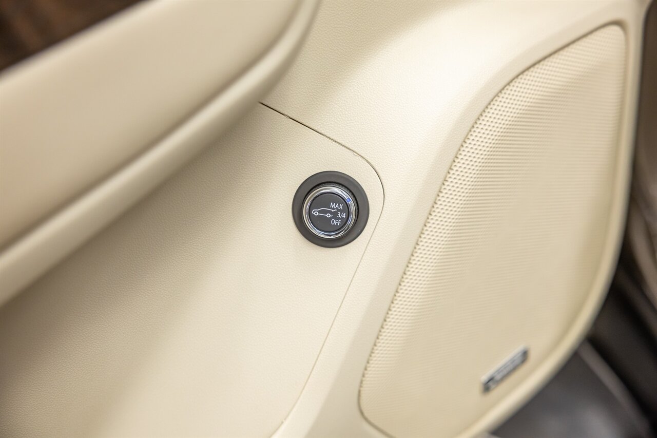 2023 GMC Acadia Denali   - Photo 42 - Springfield, MO 65802