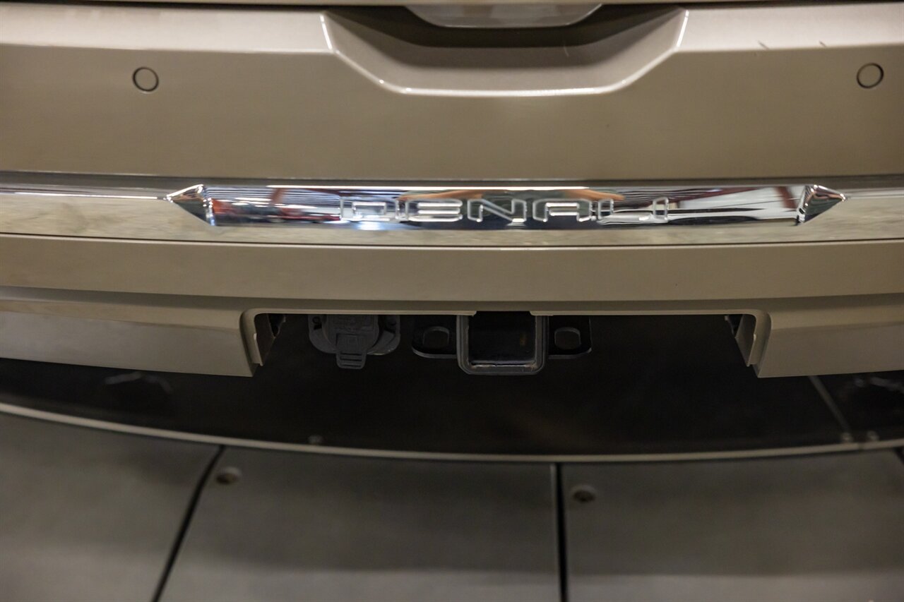 2023 GMC Acadia Denali   - Photo 24 - Springfield, MO 65802