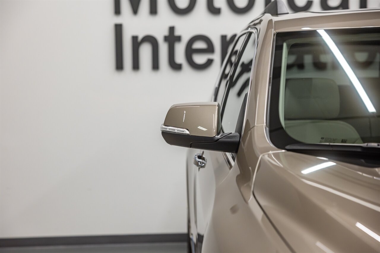 2023 GMC Acadia Denali   - Photo 10 - Springfield, MO 65802
