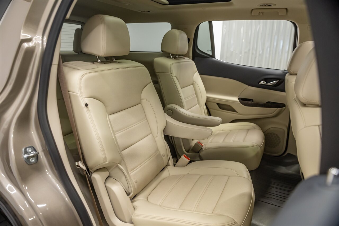 2023 GMC Acadia Denali   - Photo 54 - Springfield, MO 65802