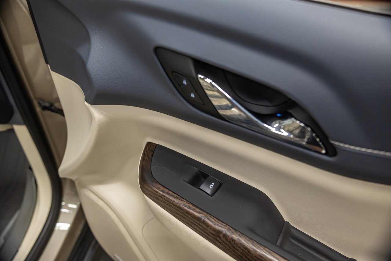 2023 GMC Acadia Denali   - Photo 58 - Springfield, MO 65802