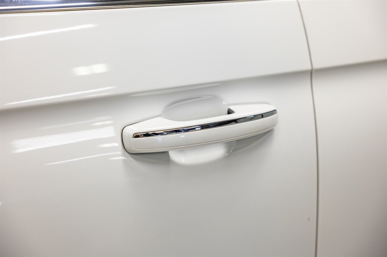 2021 Lincoln Navigator Reserve   - Photo 16 - Springfield, MO 65802