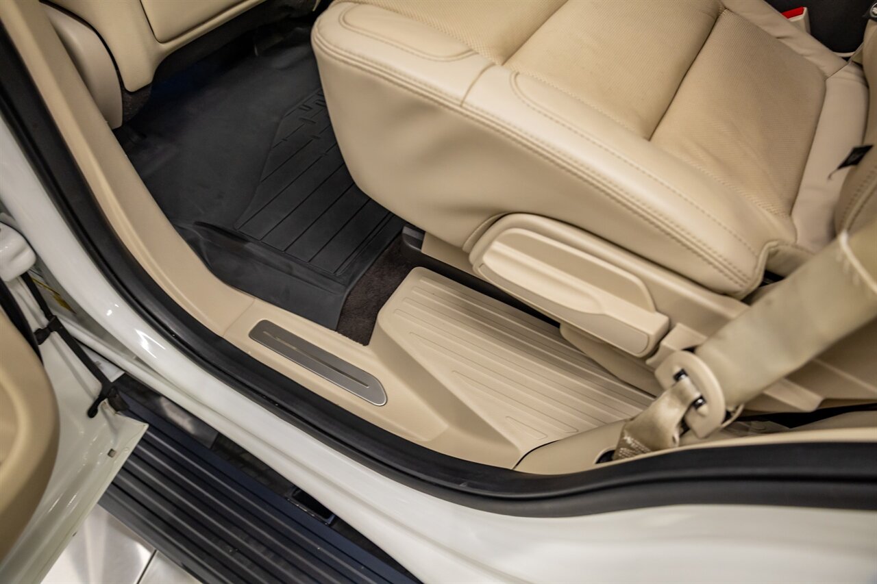 2021 Lincoln Navigator Reserve   - Photo 36 - Springfield, MO 65802