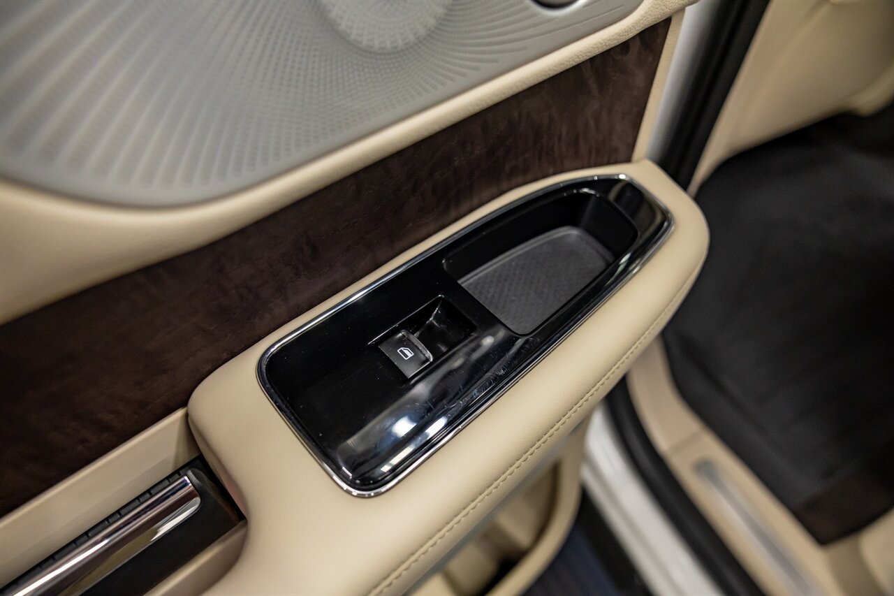 2021 Lincoln Navigator Reserve   - Photo 38 - Springfield, MO 65802