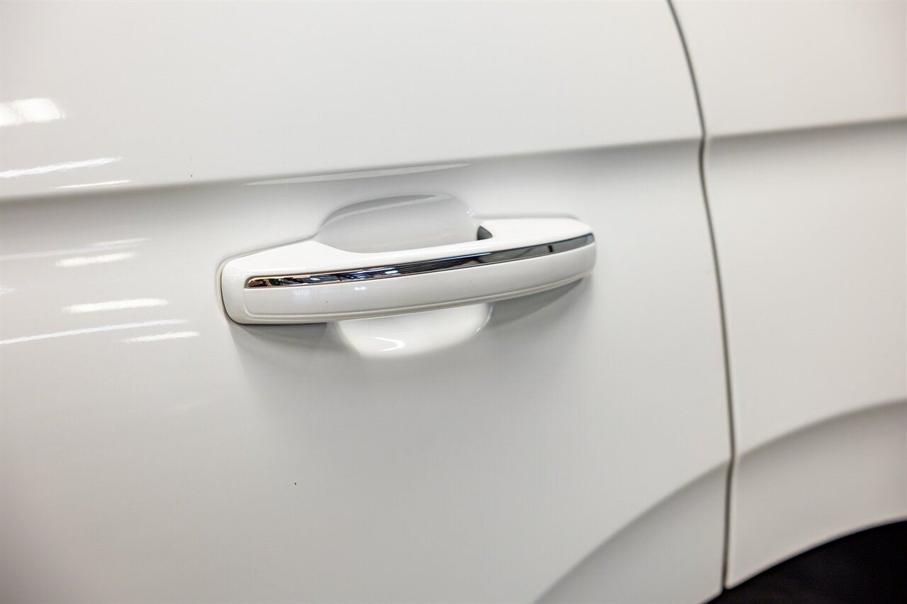 2021 Lincoln Navigator Reserve   - Photo 17 - Springfield, MO 65802