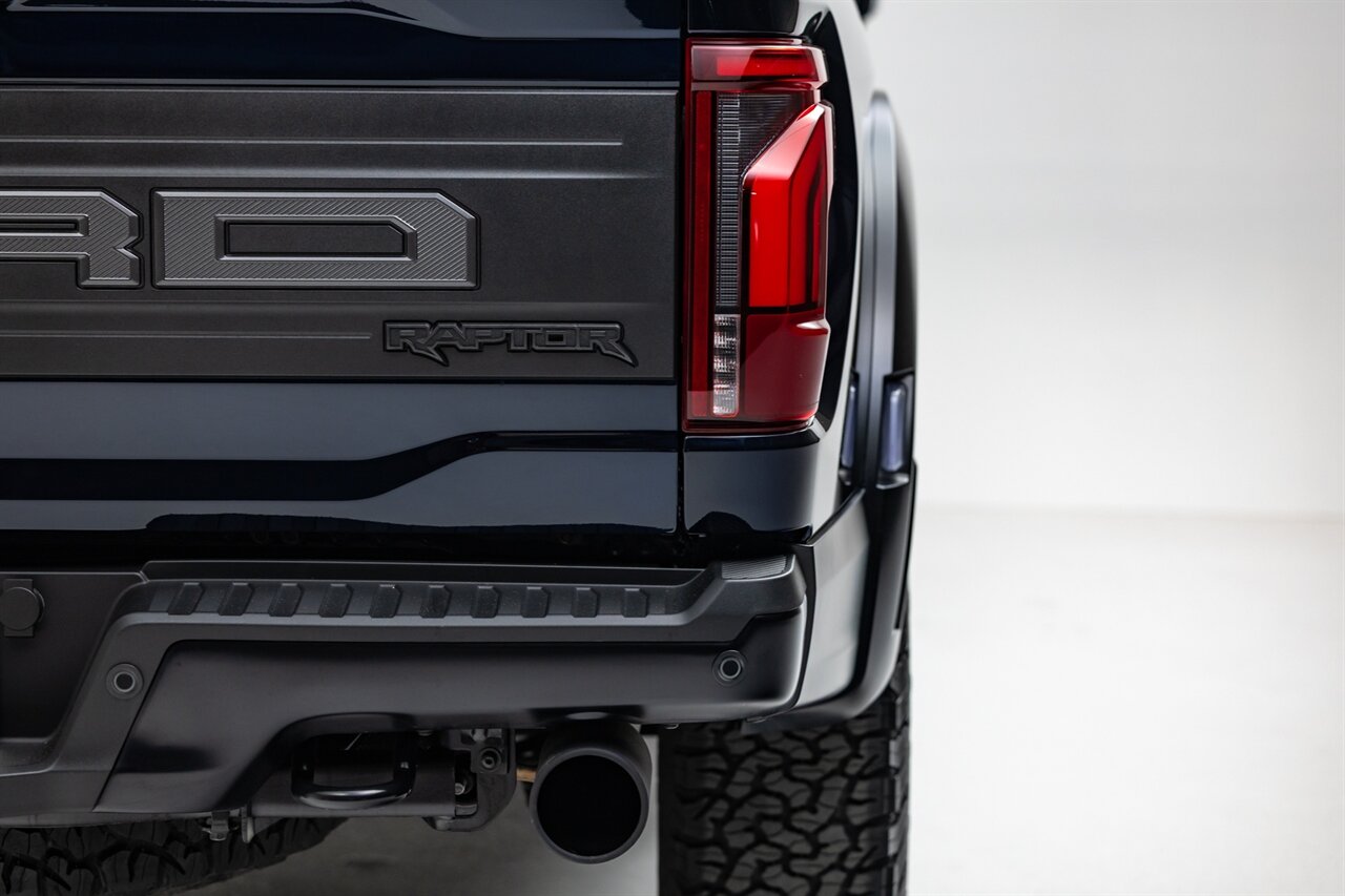 2025 Ford F-150 Raptor - Photo 26 - Springfield, MO 65802