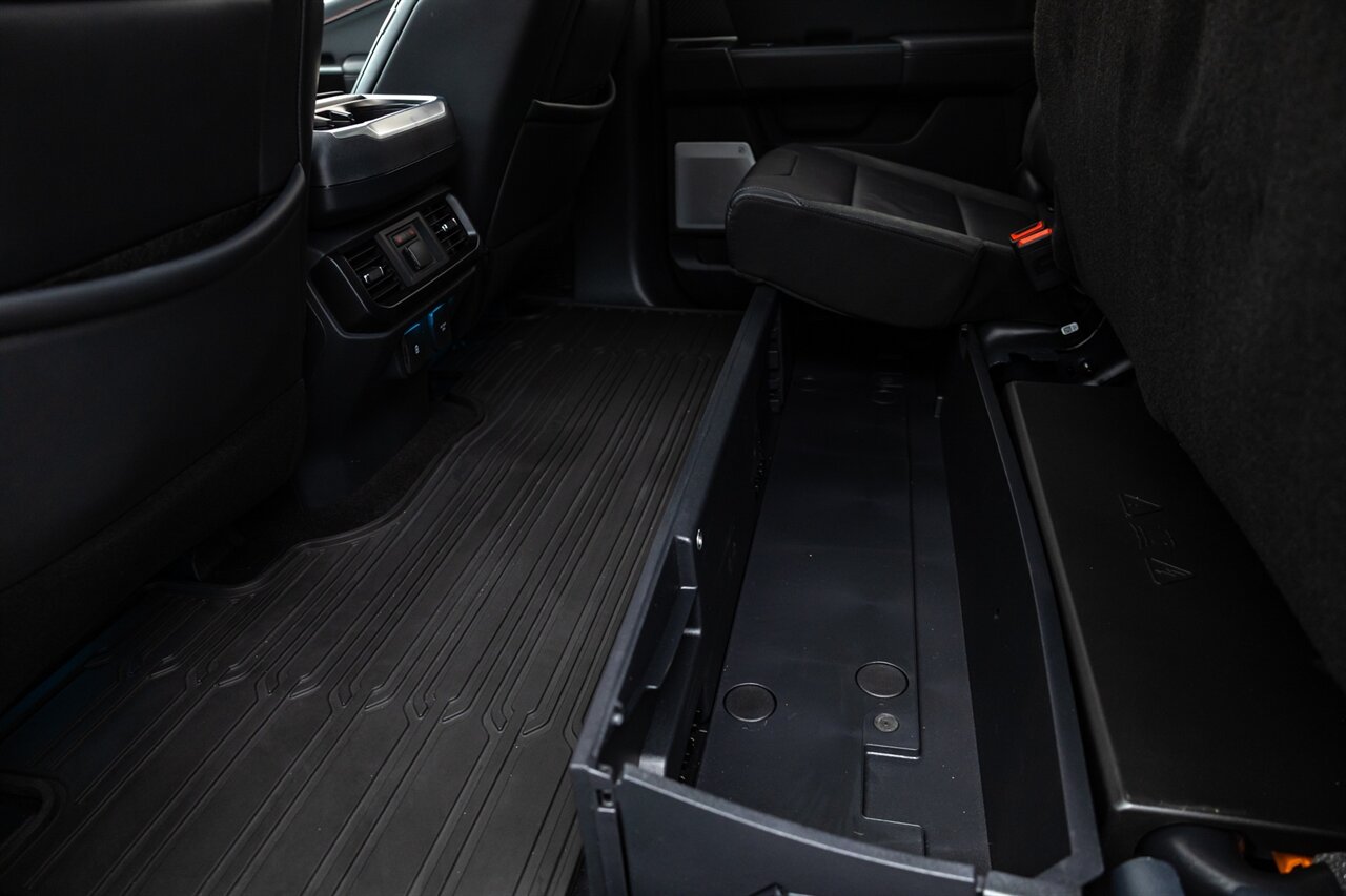 2025 Ford F-150 Raptor - Photo 37 - Springfield, MO 65802
