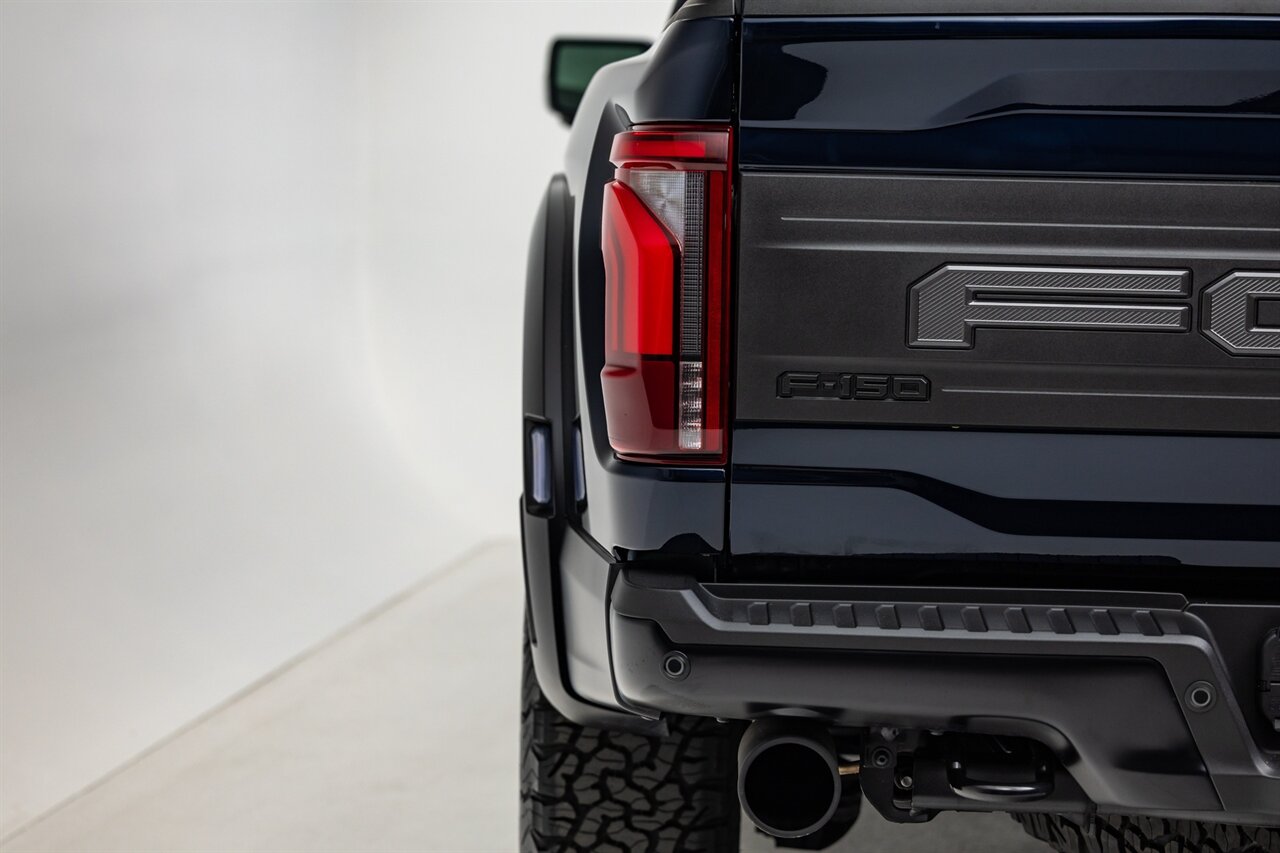 2025 Ford F-150 Raptor - Photo 25 - Springfield, MO 65802
