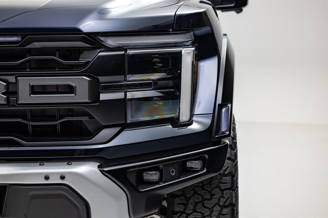 2025 Ford F-150 Raptor - Photo 12 - Springfield, MO 65802
