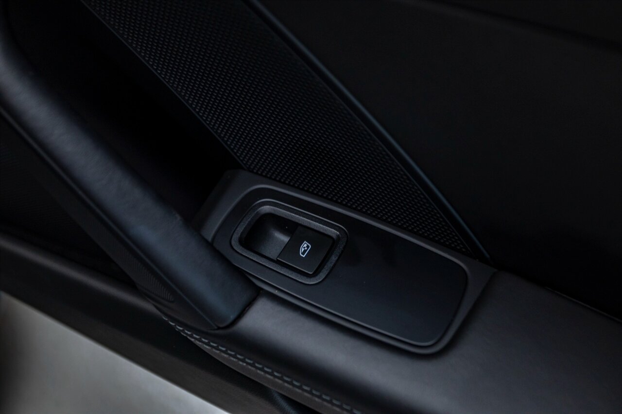 2024 Porsche 911 Carrera   - Photo 33 - Springfield, MO 65802