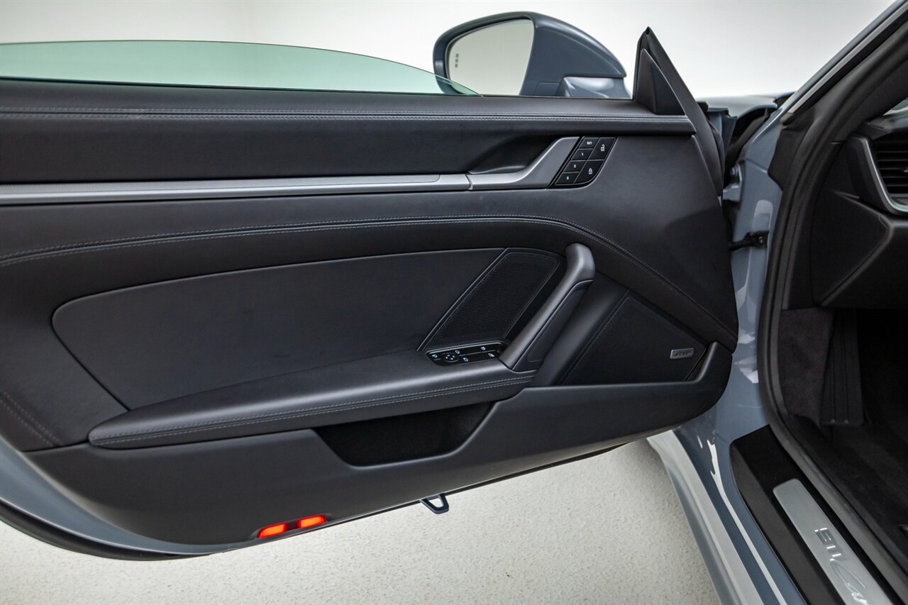 2024 Porsche 911 Carrera   - Photo 37 - Springfield, MO 65802