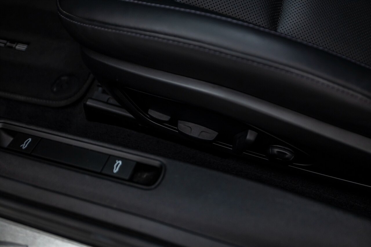 2024 Porsche 911 Carrera   - Photo 41 - Springfield, MO 65802