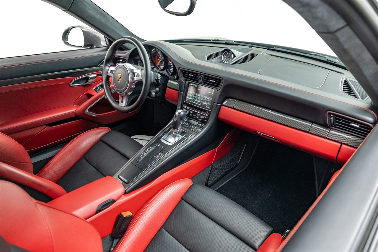 2016 Porsche 911 Turbo S   - Photo 33 - Springfield, MO 65802