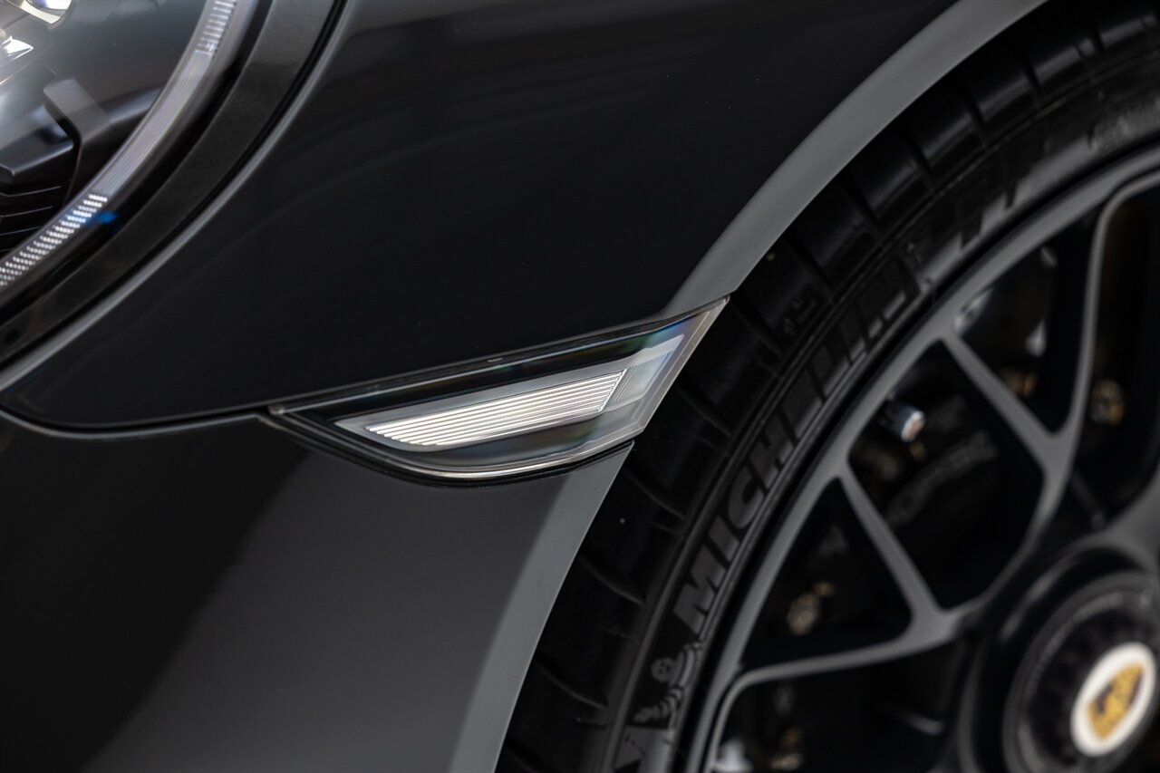 2016 Porsche 911 Turbo S   - Photo 12 - Springfield, MO 65802