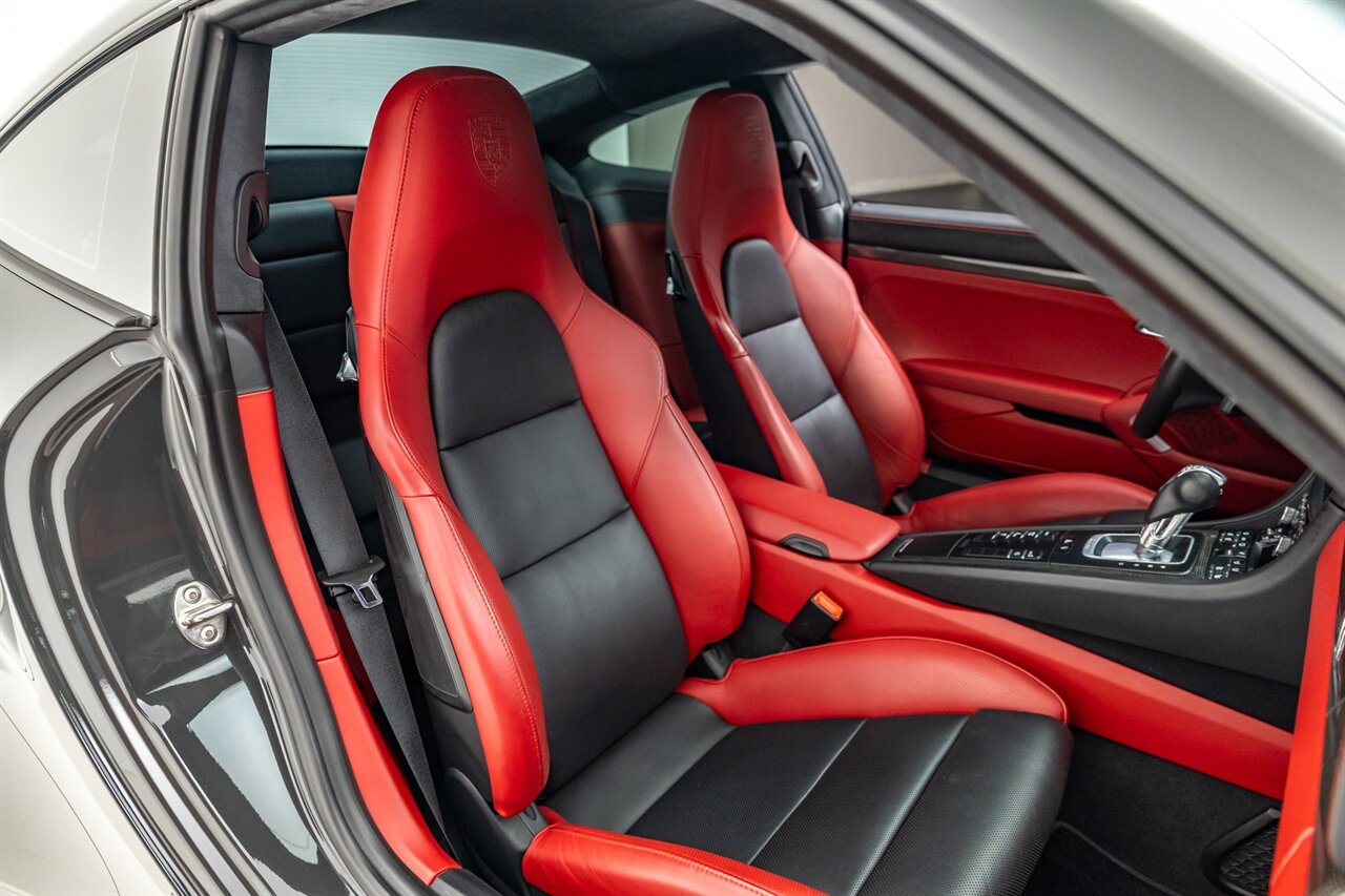 2016 Porsche 911 Turbo S   - Photo 30 - Springfield, MO 65802