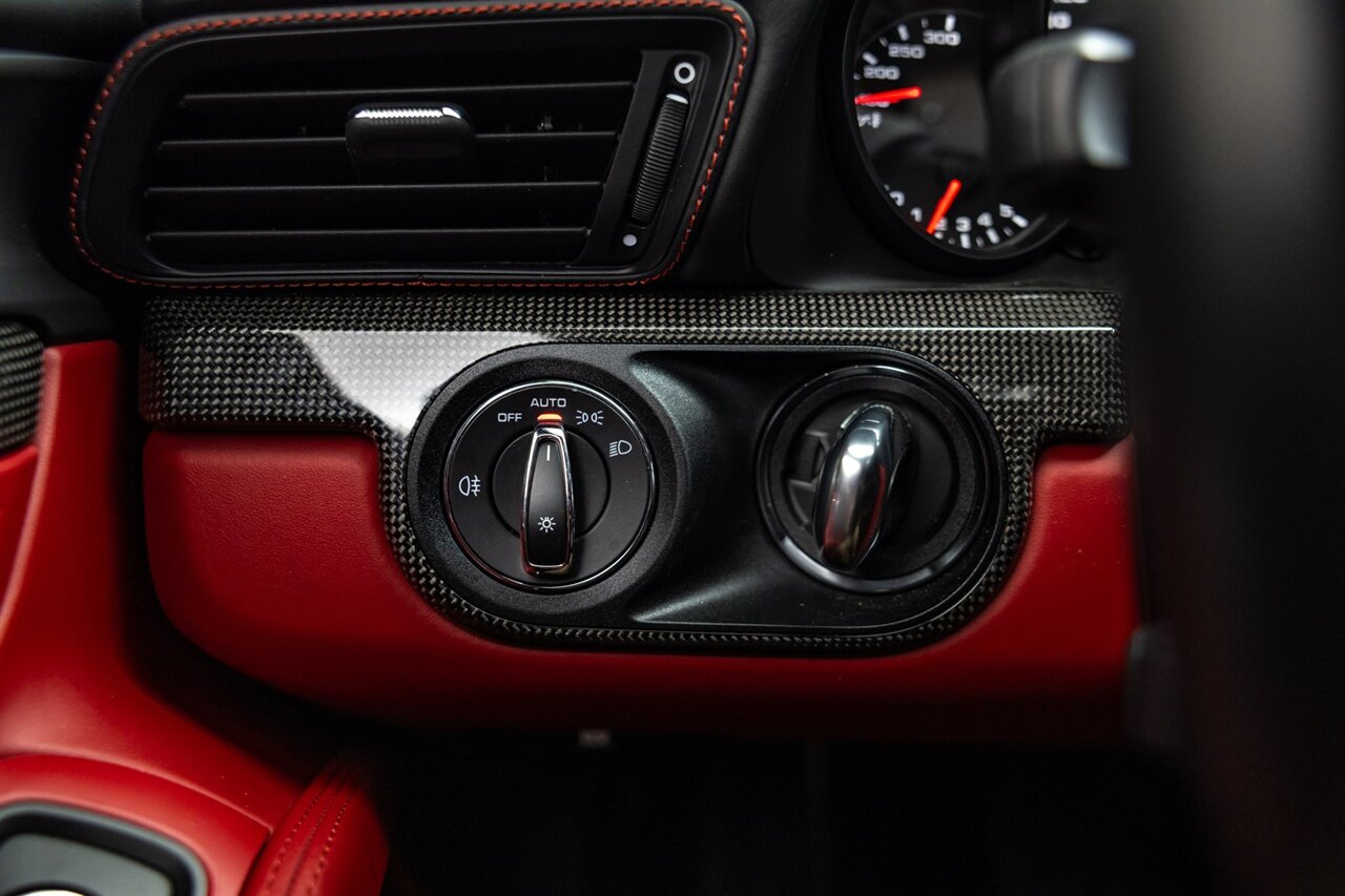 2016 Porsche 911 Turbo S   - Photo 55 - Springfield, MO 65802