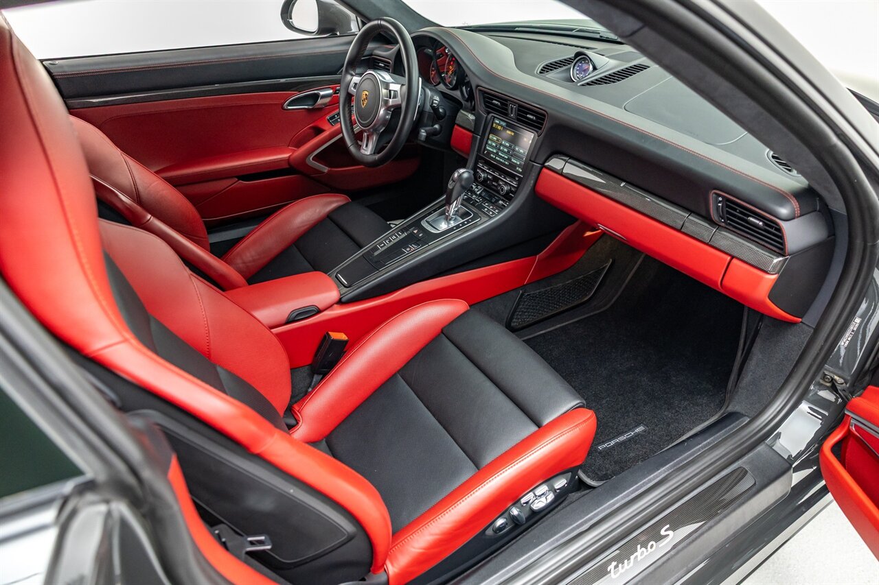 2016 Porsche 911 Turbo S   - Photo 34 - Springfield, MO 65802