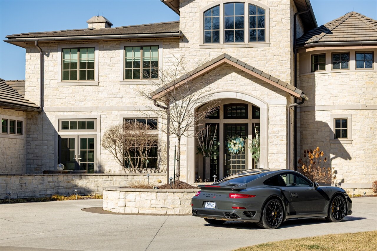 2016 Porsche 911 Turbo S - Photo 62 - Springfield, MO 65802