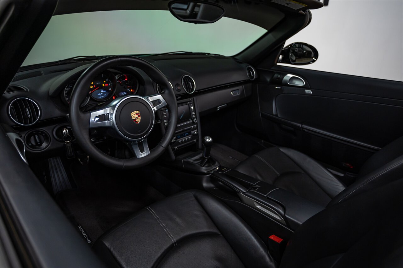 2012 Porsche Boxster S Black Edition   - Photo 14 - Springfield, MO 65802