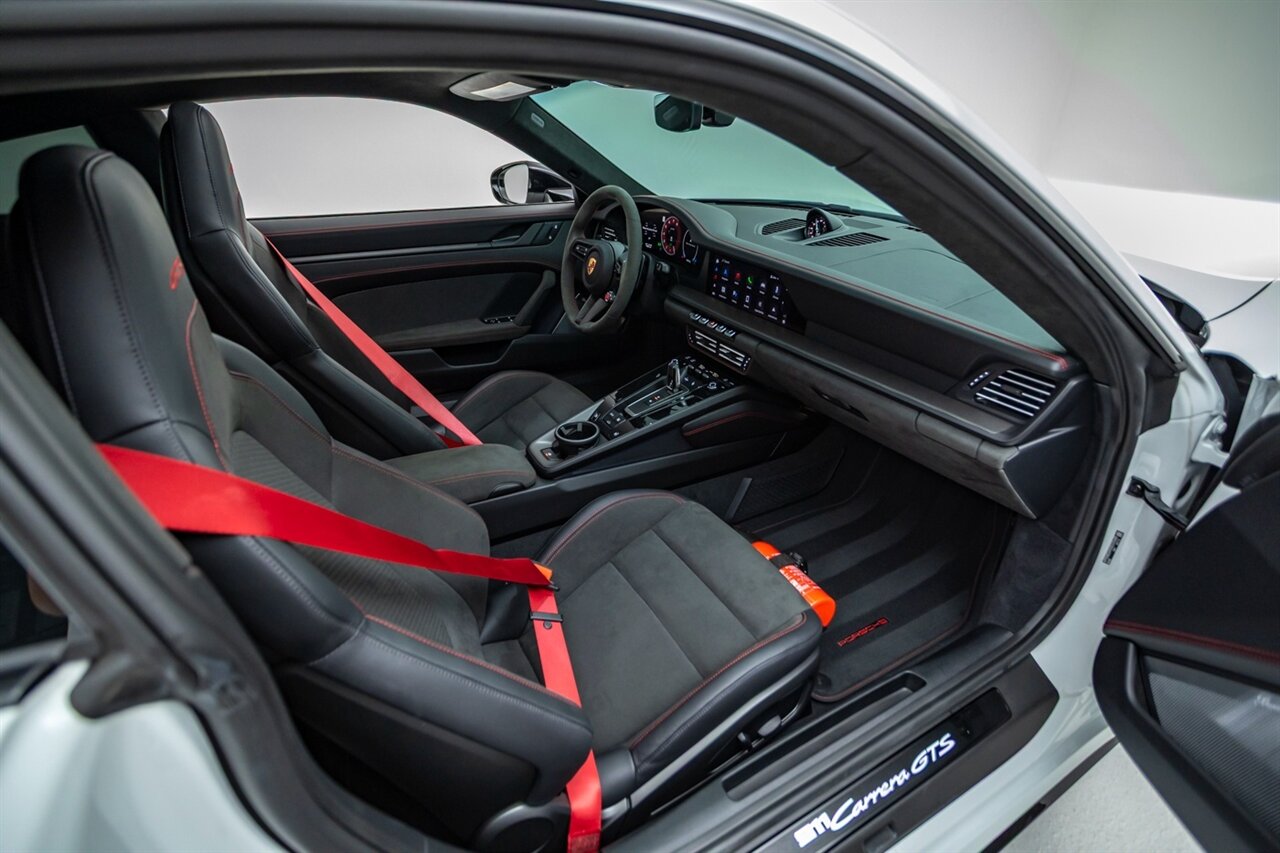 2025 Porsche 911 Carrera GTS - Photo 34 - Springfield, MO 65802