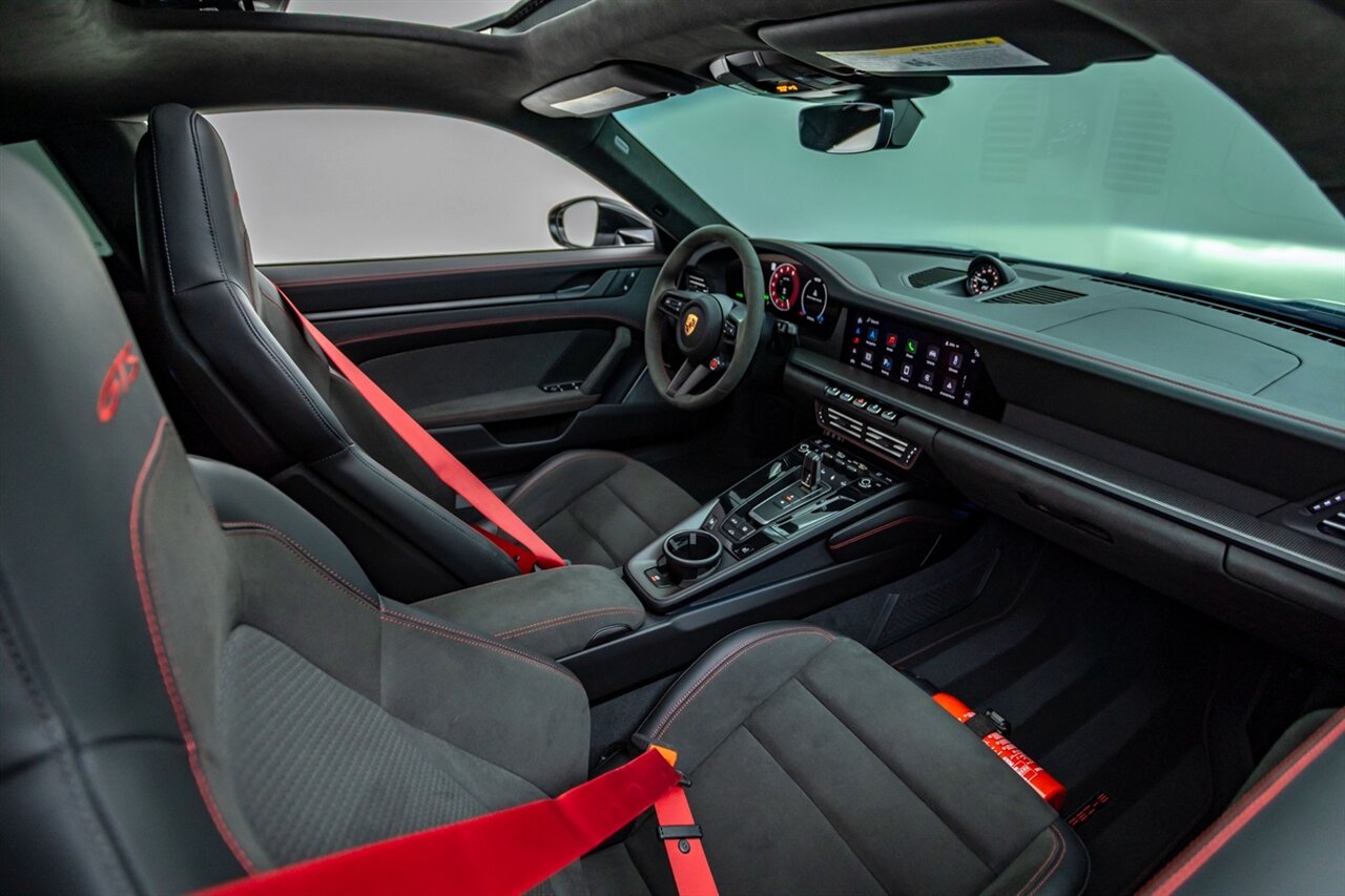 2025 Porsche 911 Carrera GTS - Photo 33 - Springfield, MO 65802
