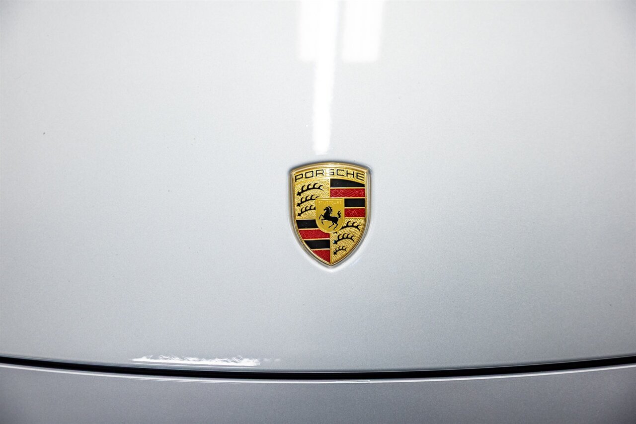 2020 Porsche 911 Carrera 4S - Photo 12 - Springfield, MO 65802