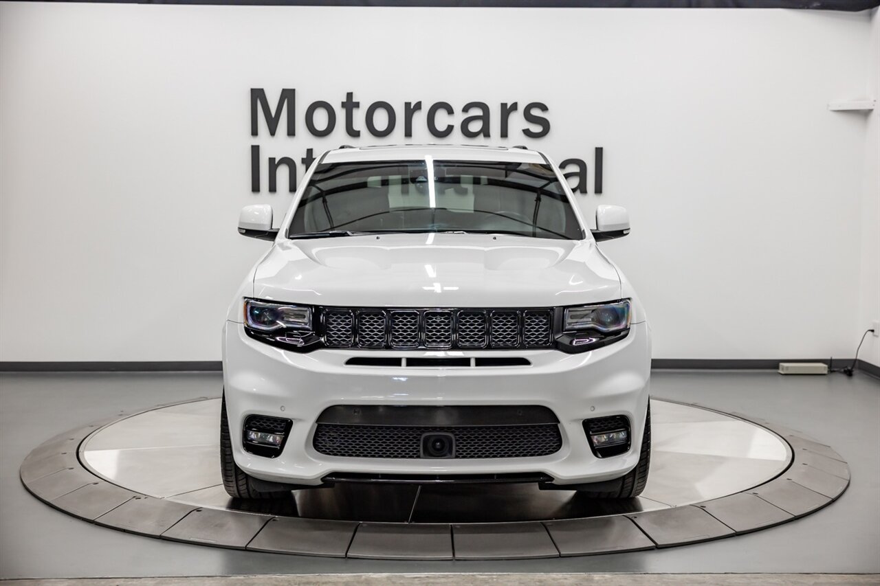 2017 Jeep Grand Cherokee SRT   - Photo 9 - Springfield, MO 65802