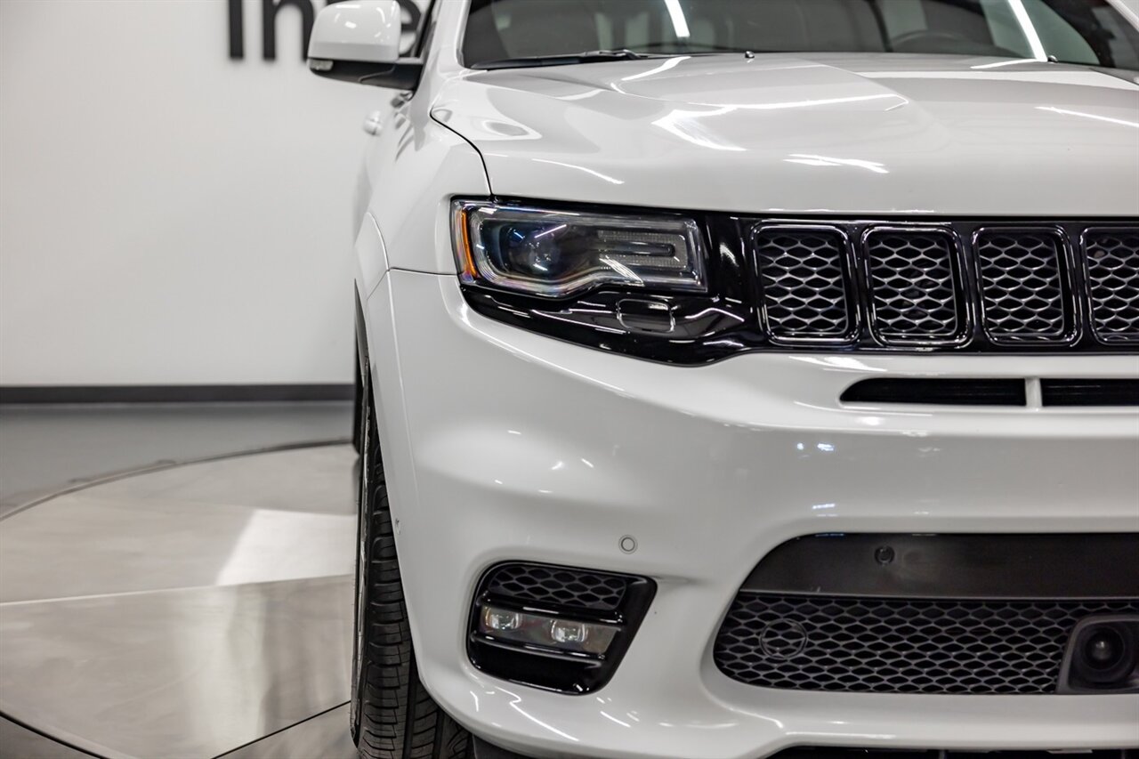 2017 Jeep Grand Cherokee SRT   - Photo 11 - Springfield, MO 65802