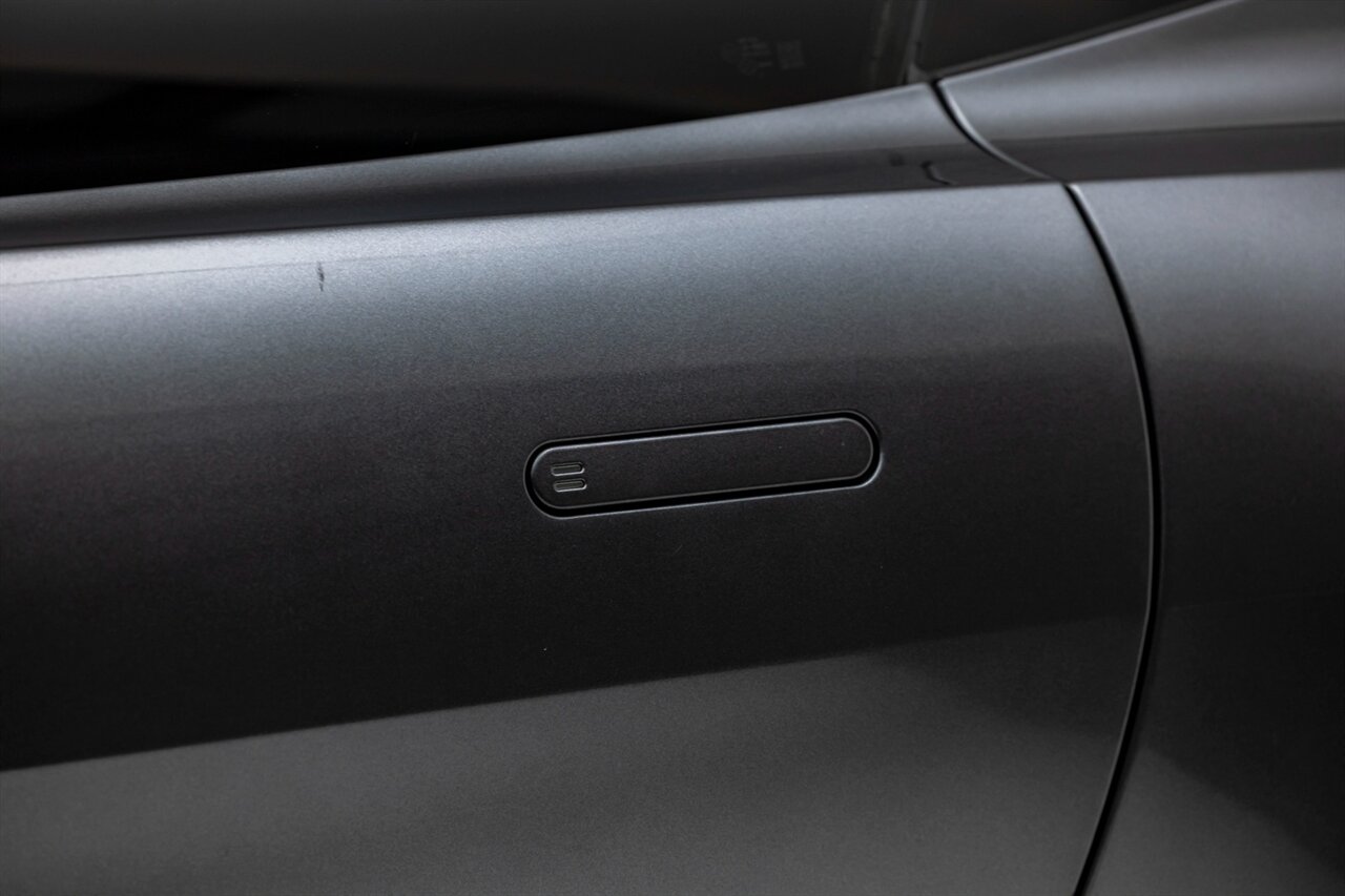 2020 Aston Martin Vantage   - Photo 13 - Springfield, MO 65802