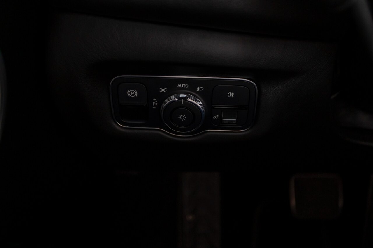 2020 Aston Martin Vantage   - Photo 41 - Springfield, MO 65802
