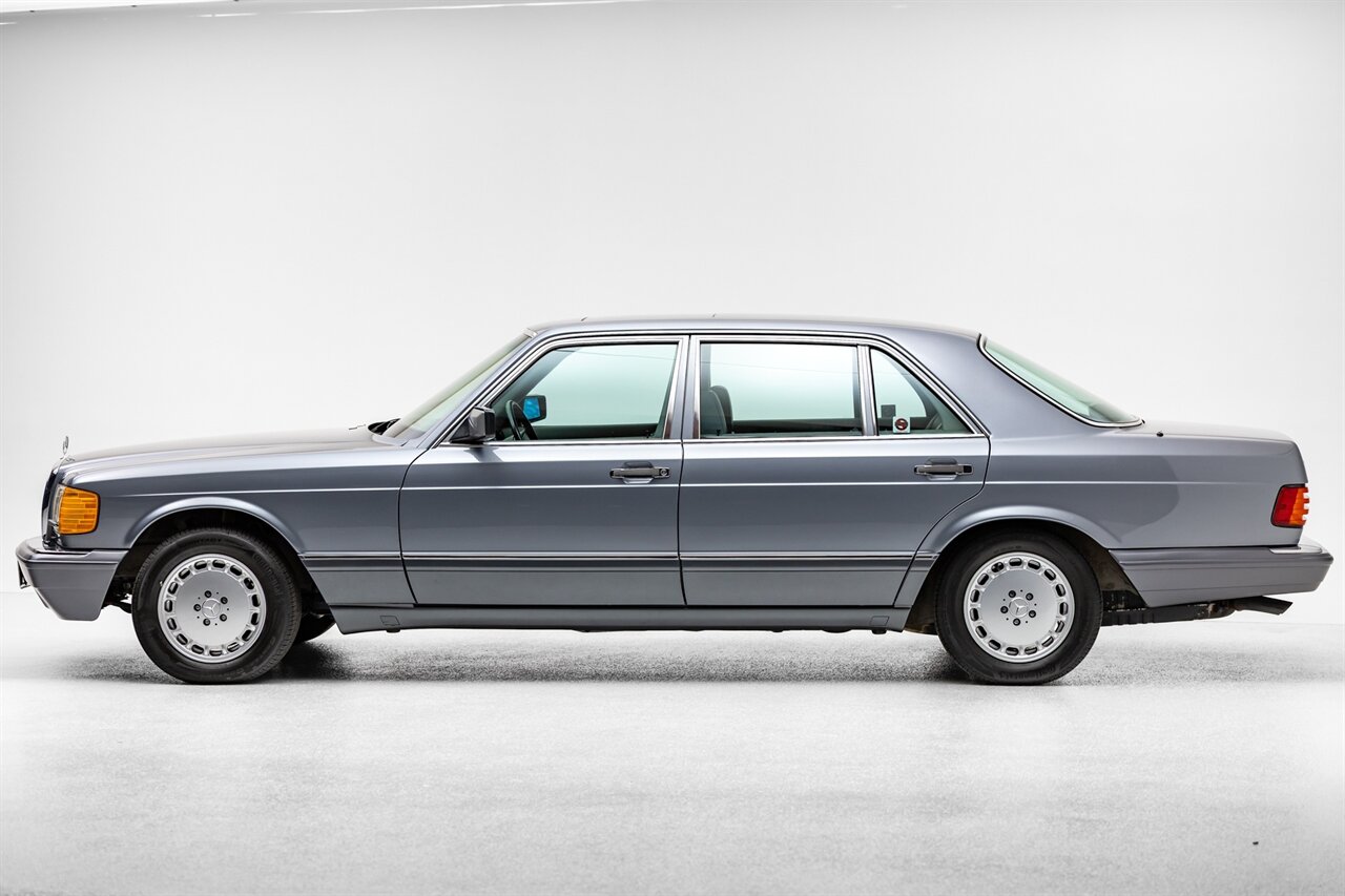 1991 Mercedes-Benz 560 SEL   - Photo 3 - Springfield, MO 65802