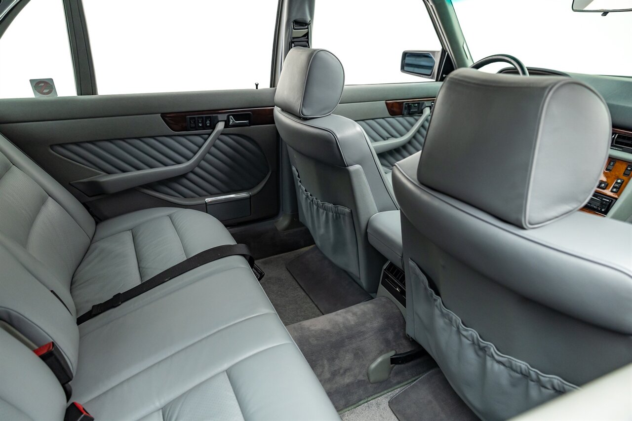 1991 Mercedes-Benz 560 SEL   - Photo 54 - Springfield, MO 65802