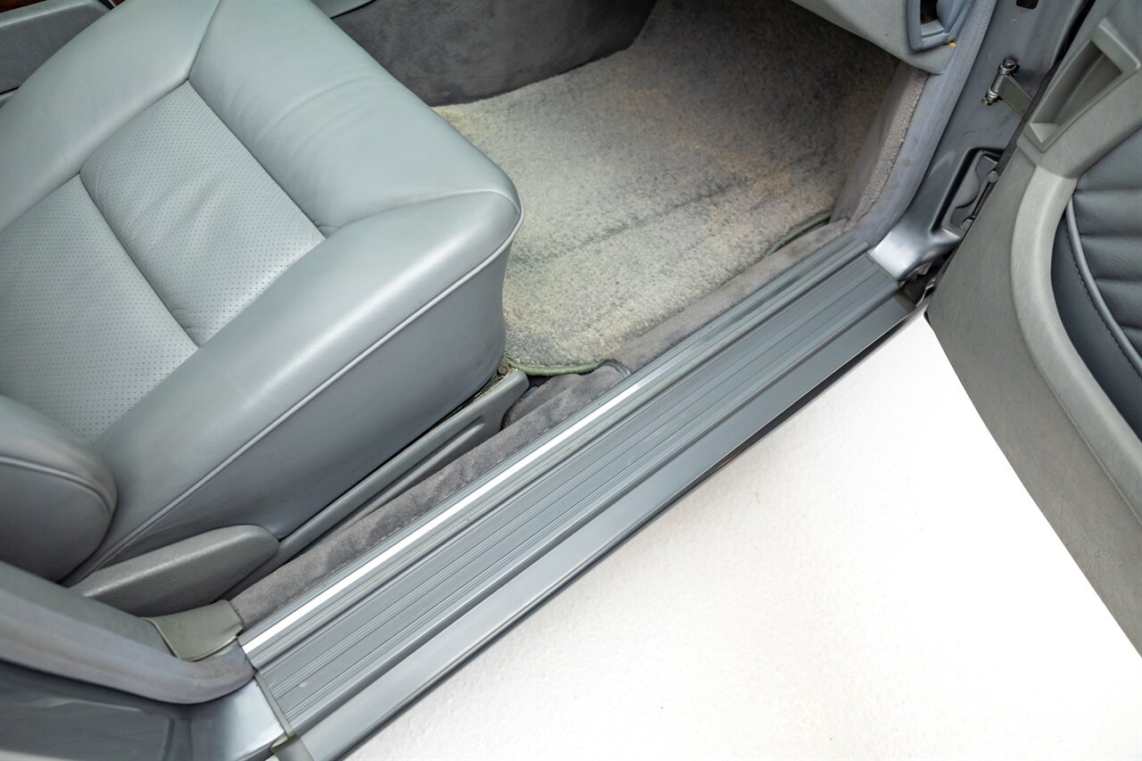 1991 Mercedes-Benz 560 SEL   - Photo 53 - Springfield, MO 65802