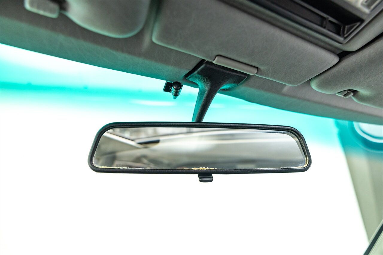 1991 Mercedes-Benz 560 SEL   - Photo 39 - Springfield, MO 65802