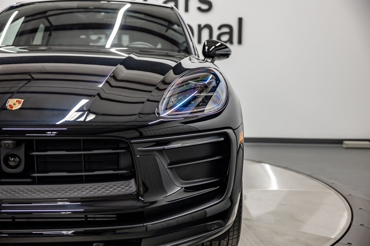 2023 Porsche Macan   - Photo 8 - Springfield, MO 65802