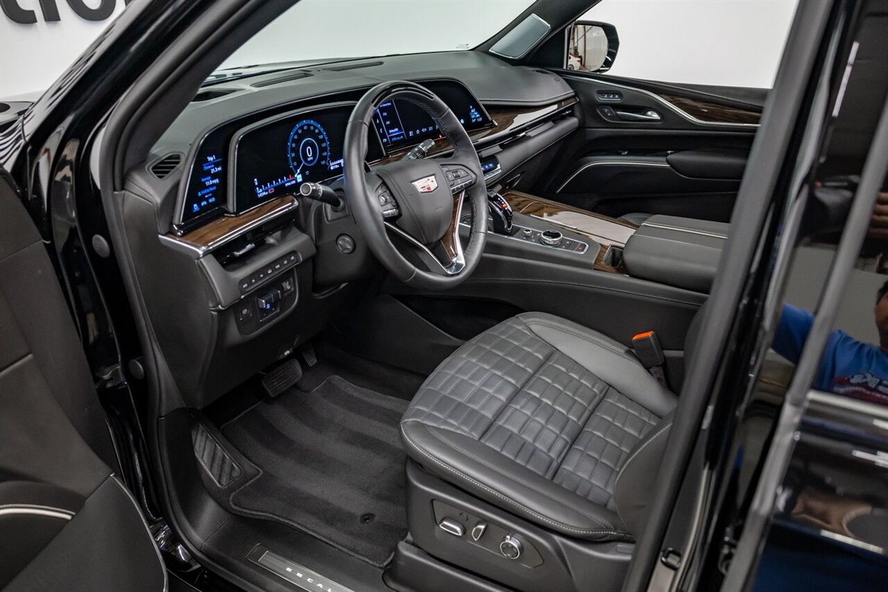 2023 Cadillac Escalade Sport Platinum   - Photo 32 - Springfield, MO 65802