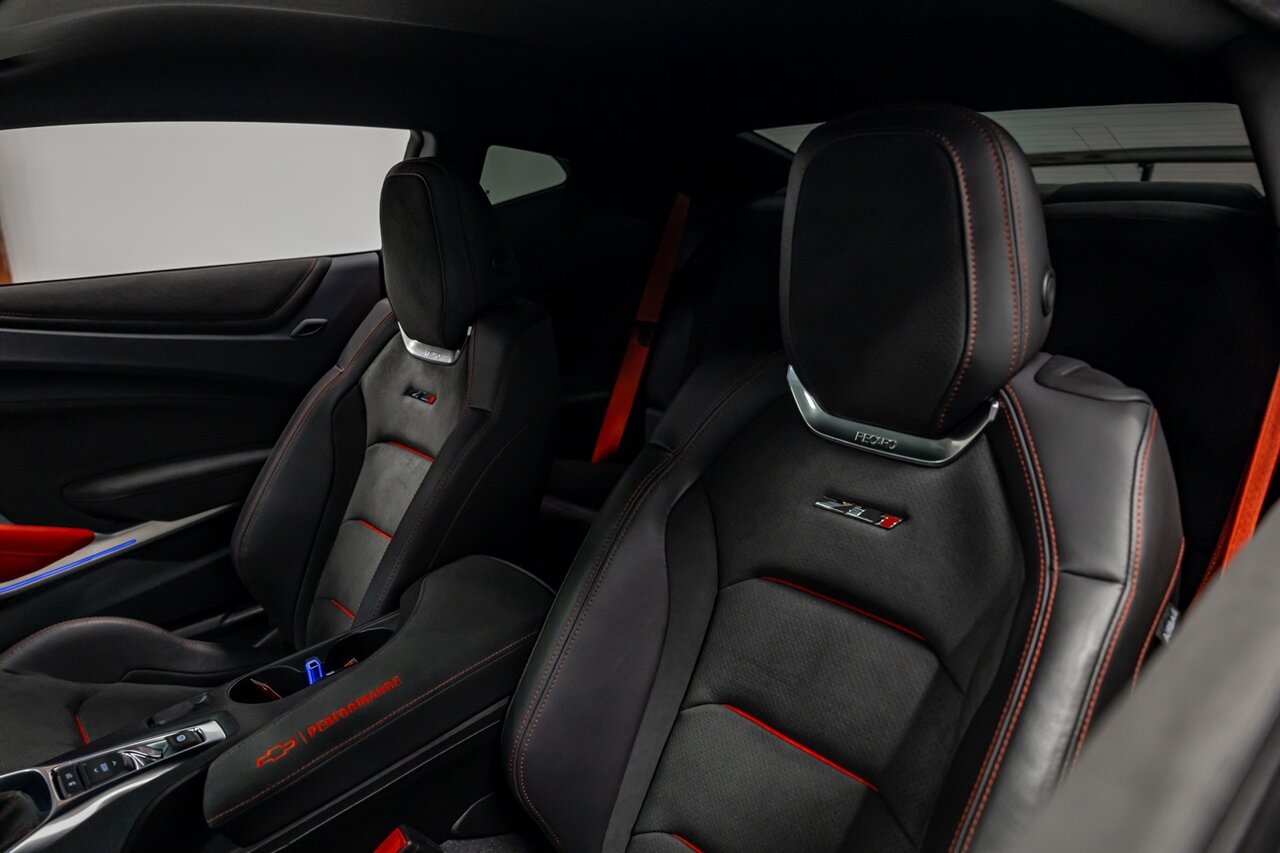 2024 Chevrolet Camaro ZL1   - Photo 2 - Springfield, MO 65802