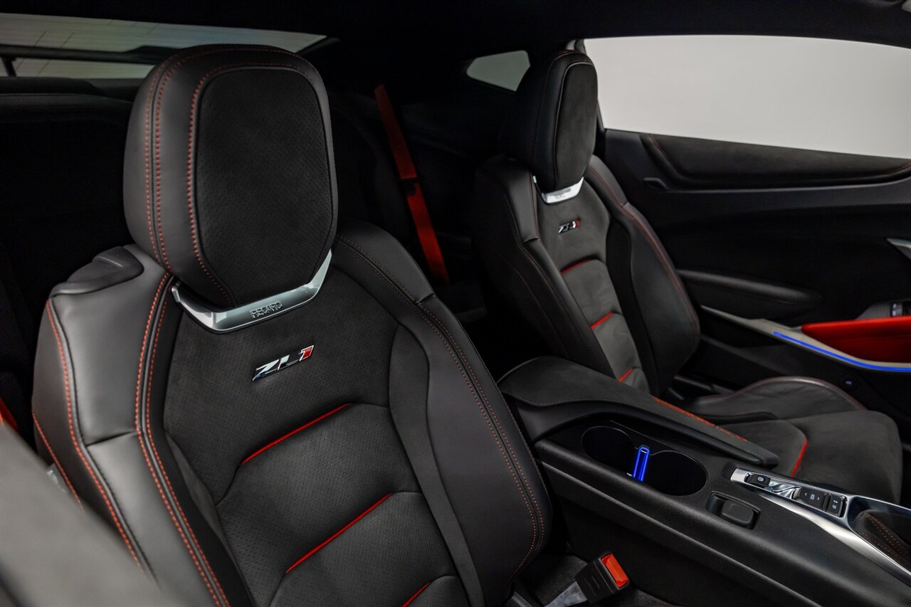 2024 Chevrolet Camaro ZL1   - Photo 34 - Springfield, MO 65802