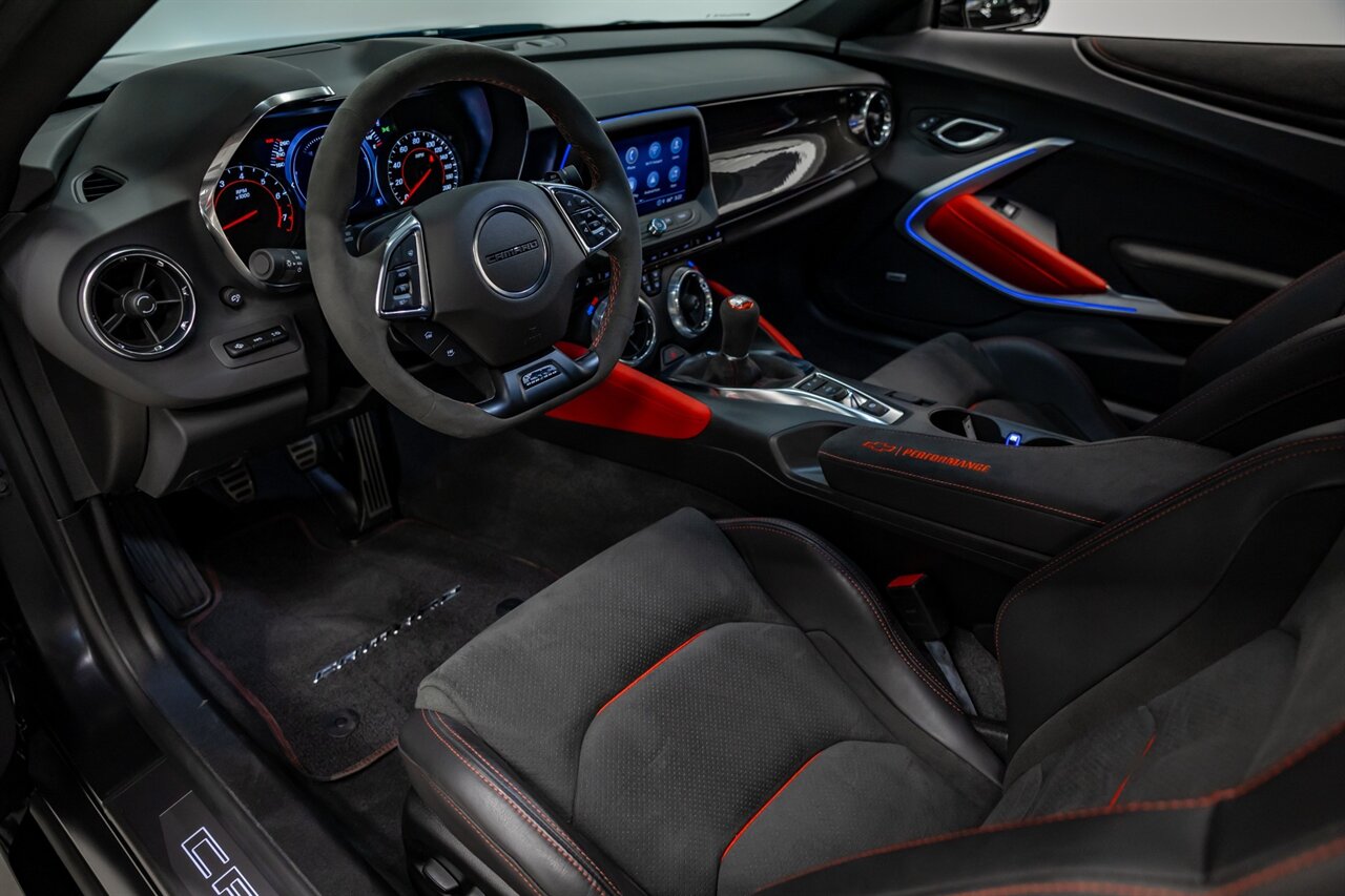 2024 Chevrolet Camaro ZL1   - Photo 56 - Springfield, MO 65802