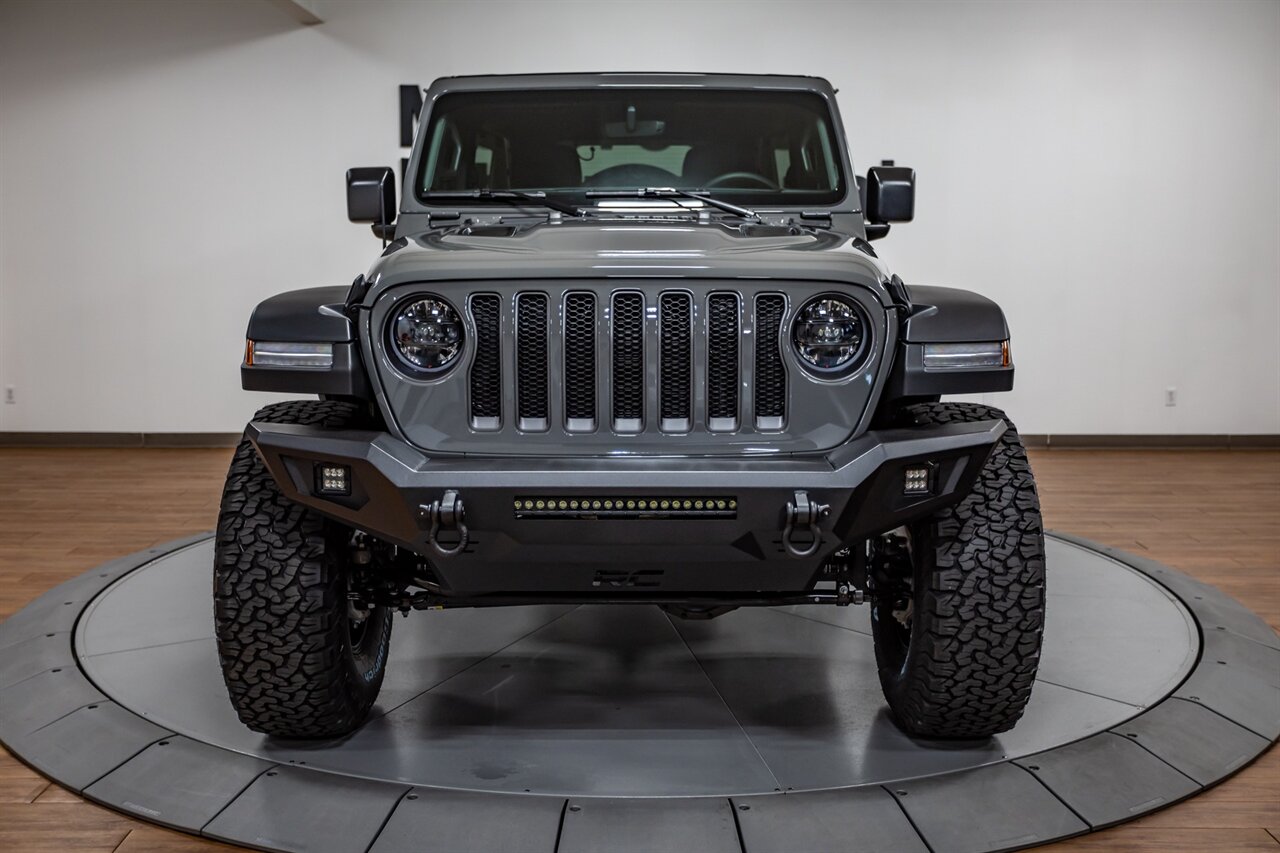 2023 Jeep Wrangler Unlimited Rubicon   - Photo 9 - Springfield, MO 65802